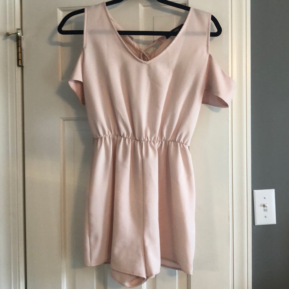 Light pink romper - Picture 1 of 3